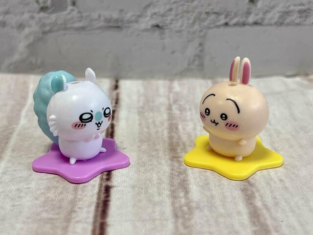 【最新付録 ちいかわガシャポン】天敵！？のモモンガ＆うさぎ。「なんだぁ〜？」というモモンガの声が聞こえてきそう！