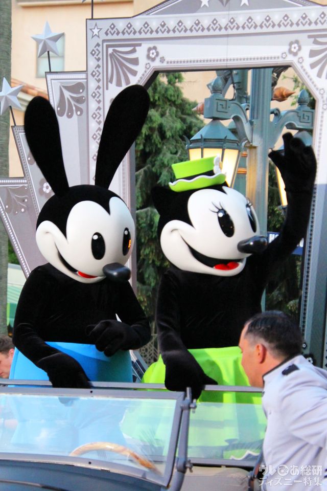 オルテンシアの世界初お披露目のショー「Oh My, Ortensia!」