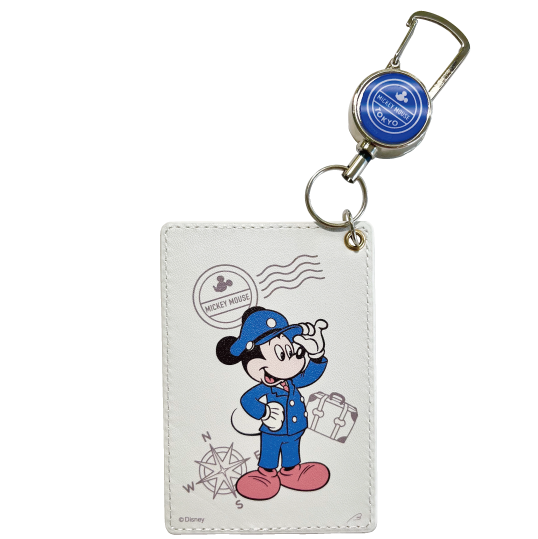 リール付きパスケース 1,590円|「Disney Fantasy Shop by Belle Maison(ディズニーファンタジーショップ バイ ベルメゾン)」東京駅店オープン1周年記念グッズ