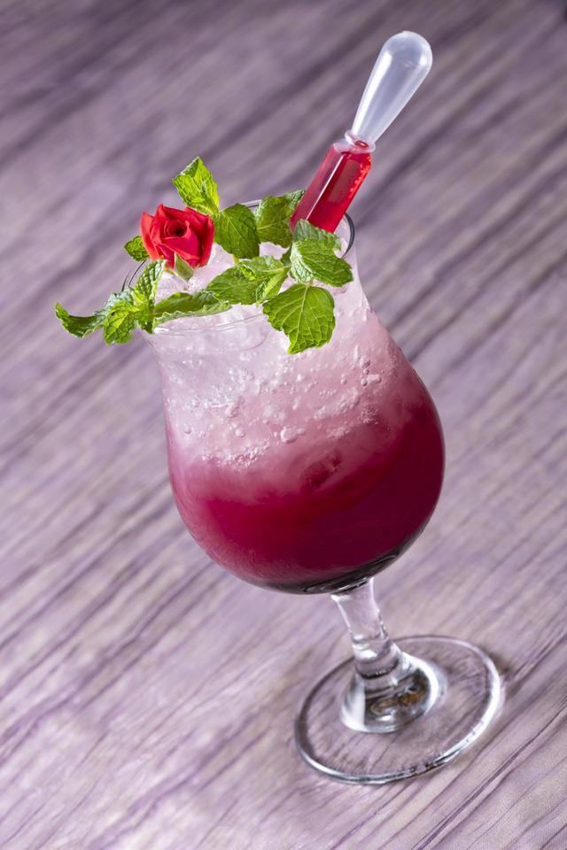 シャーウッドガーデン・レストラン “ディズニー・ハロウィーン”スペシャルドリンク