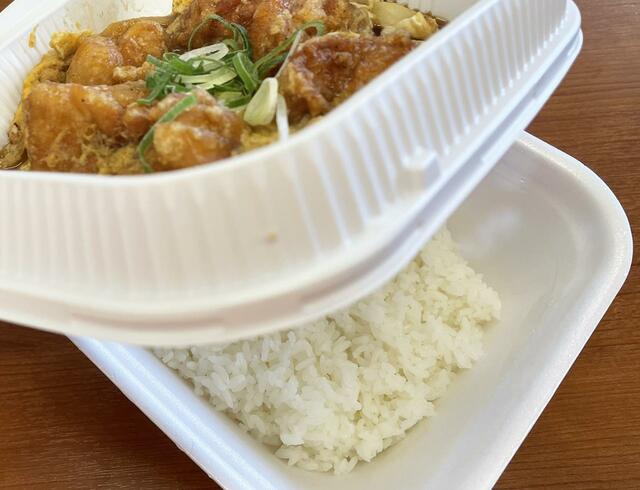 『からやま』の弁当はパッケージも気が利いていました