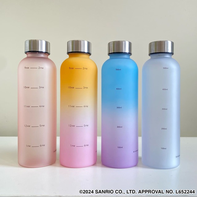 【サンリオキャラクターズ】どちらも持ち運びがしやすい500mlサイズ