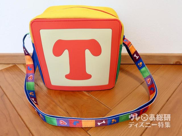 ショルダーバッグ