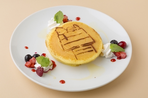 「スヌーピーパンケーキ　アングレーズソース添え（ドリンク付）」1,200円　（画像は公式サイトより）