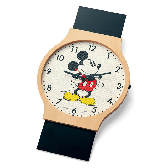 腕時計のようなデザインの掛け時計「ミッキーマウス」 |¥ 10,990 (税込)