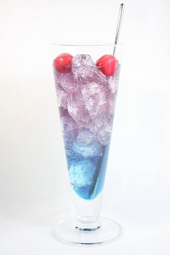 ザンドリアス～ブルーストロベリーソーダ～