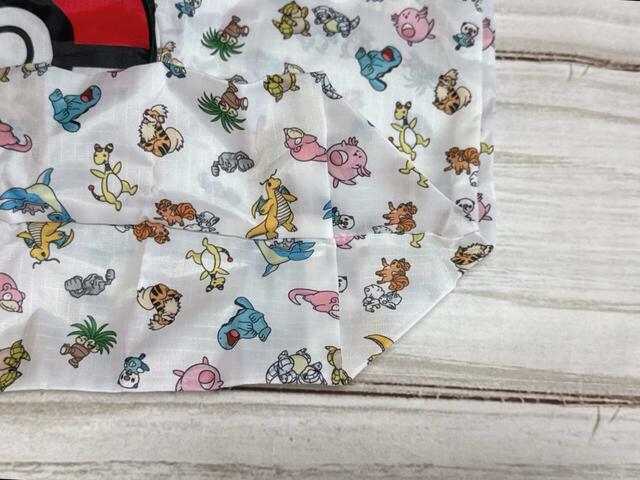 マチがしっかりあるので収納力抜群！
