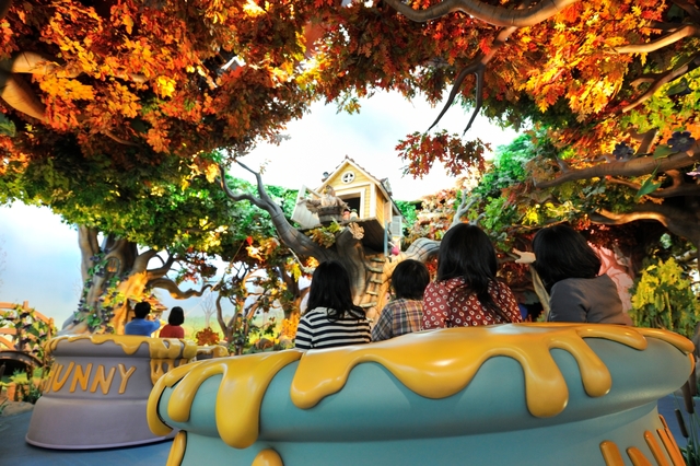 東京ディズニーランド「プーさんのハニーハント」