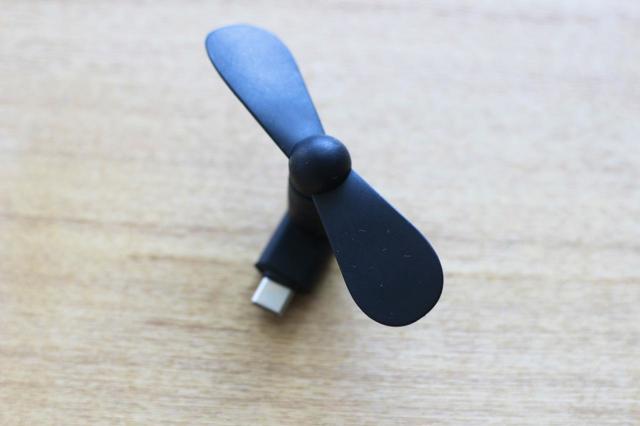 【ダイソー】モバイルファン／100円