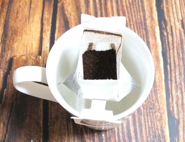 【カルディ　コーヒーで旅するトランクボックス】ドリップコーヒーの内容量は1袋10g