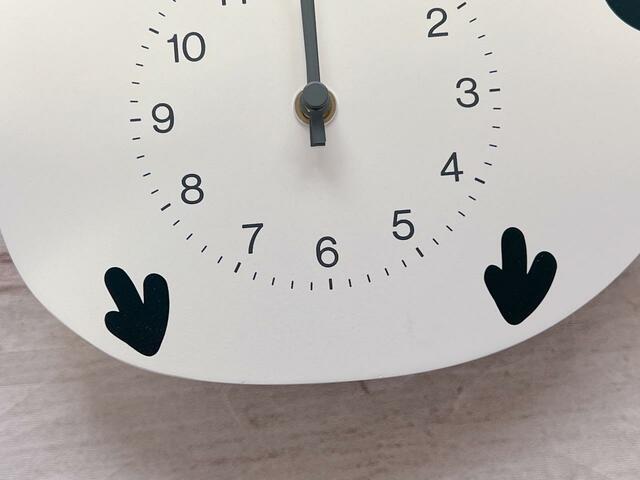 小さな足も描かれています♪