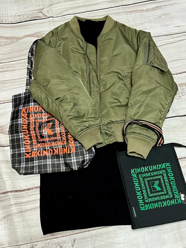 バッグはセットで持ってもかわいい♪