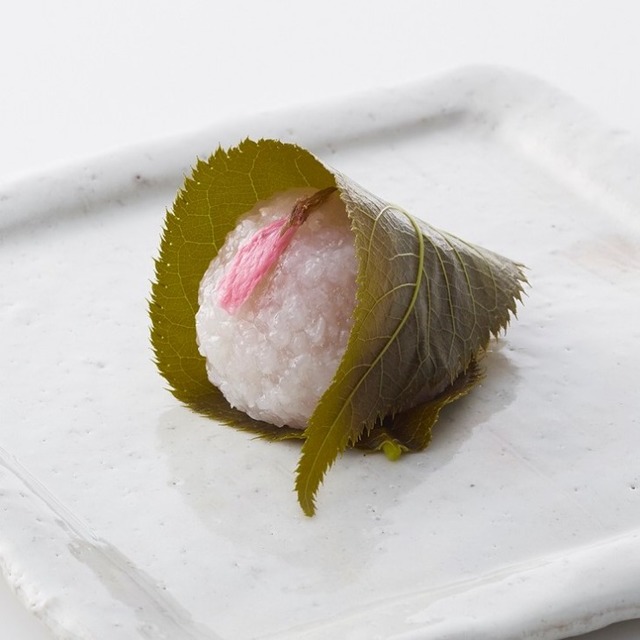 たねや／さくら餅