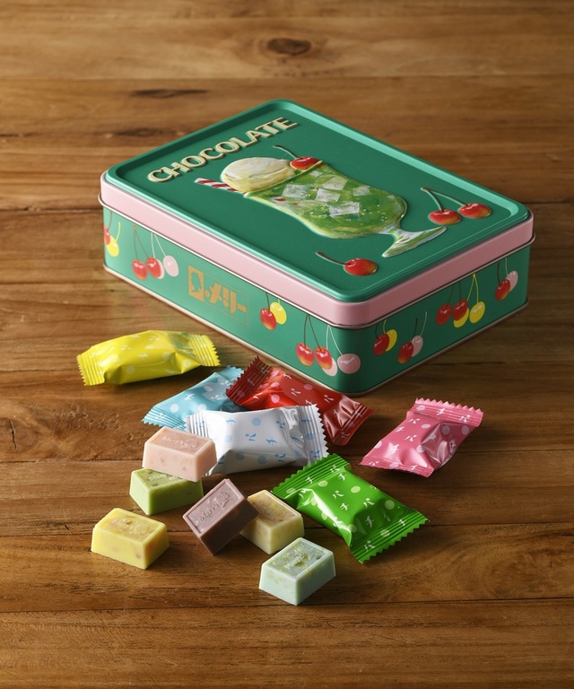 〈メリーチョコレート　はじけるキャンディーチョコレート。〉アソートメント缶