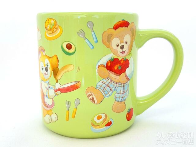 スーベニアカップはグリーン。「ダッフィー&フレンズ・ワンダフルキッチン」スーベニアカップ