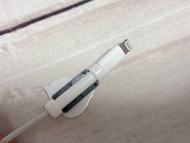 さらに短い部品で挟み込めば…