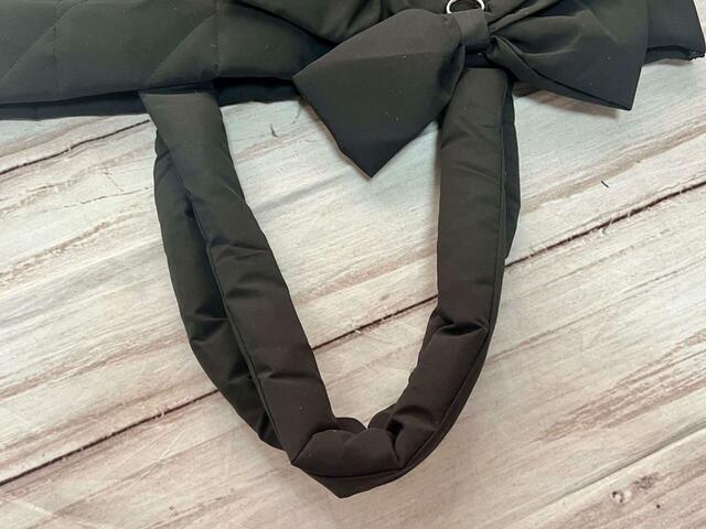 持ち手の長さは約58cm。肩がけも楽々できる長さ！