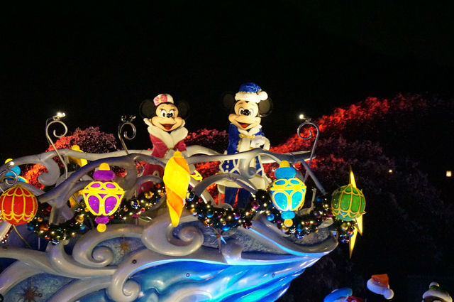 カラー・オブ・クリスマス　ミッキーとミニー