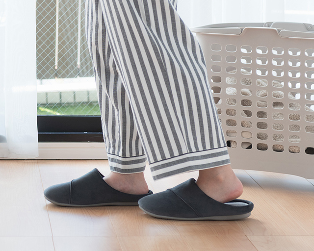 【KEYUCA スタッフ ベスト・オブ・ザ・イヤー2025】第7位:【底が拭ける】撥水 家事サポ ルームシューズ(税込2,189円)