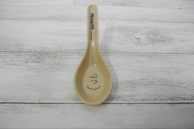 【SPRiNG2023年2月号　スヌーピーと仲間たちのレンゲ4本セット】ブラウンは優しい性格のチャーリー・ブラウン