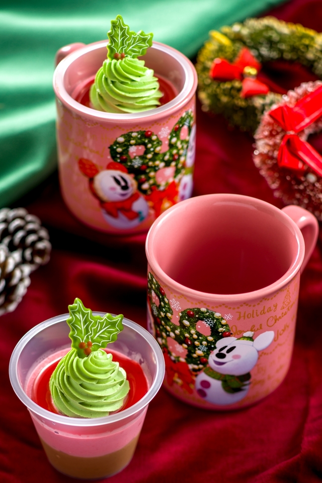 ラズベリー＆チョコレートムース、スーベニアカップ付き 750円｜東京ディズニーランド