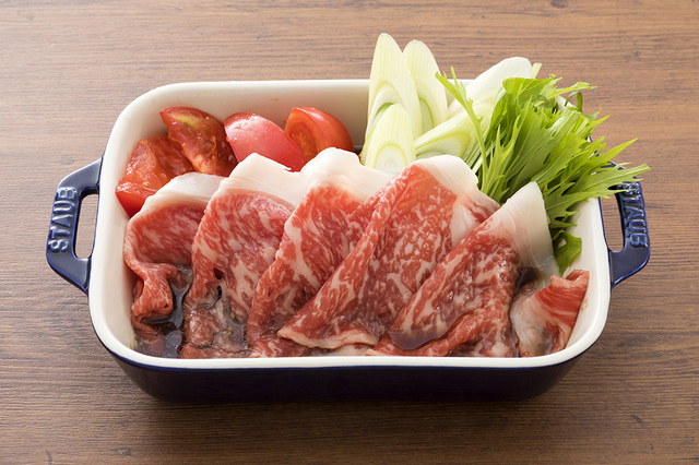 黒毛和牛の霜降り トマトすき焼き　3,500円(税別)