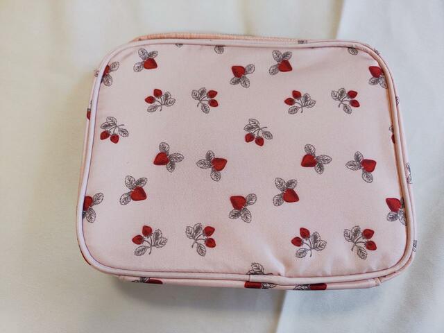 【ゼクシィ5月号：付録 Afternoon Tea LIVING ブライズBIGポーチ】淡いピンクカラーに癒される