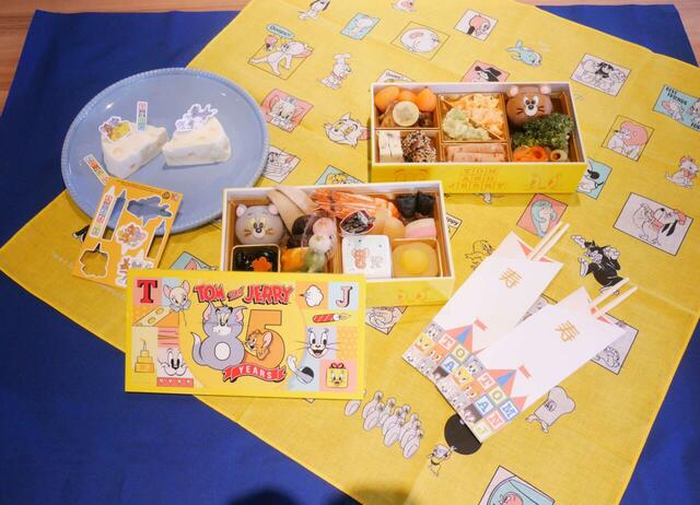 おせち・二段重「トムとジェリー」｜22,900 円(税込)｜今年だけのポップで可愛いおせち！