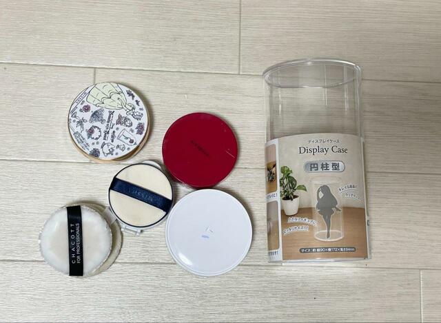 【ダイソー ディスプレイケース円柱型】大きめのパウダーも入ります