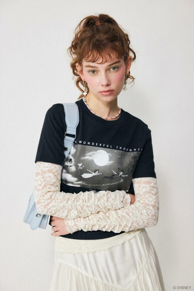 MD STARRY SKY FLYING Tシャツ ￥5,995｜「Disney SERIES CREATED by MOUSSY」2023 EARLY SUMMER COLLECTION