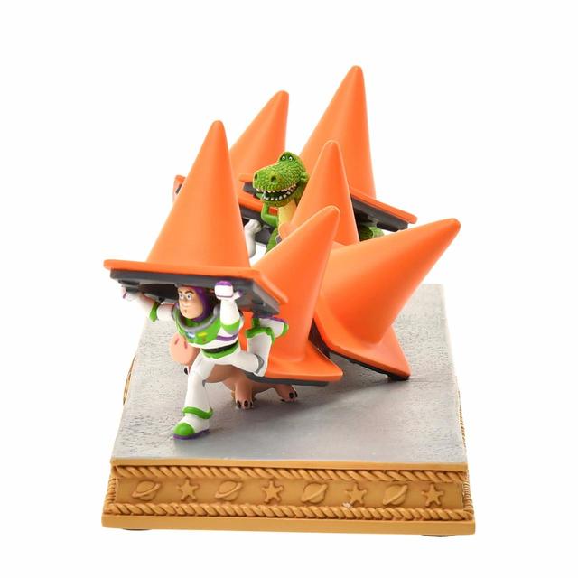 フィギュア 8,800円