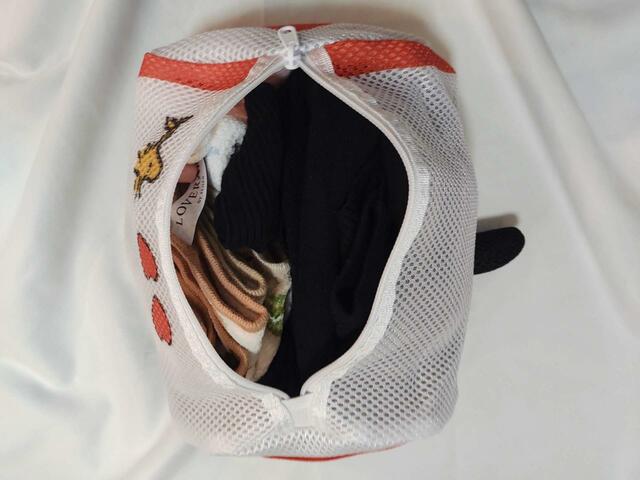 靴下、ハンカチなど細かい洗濯物をひとまとめにして入れることが可能