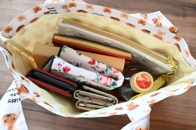 【miffy café tokyo「ランチトート」】多少ぴったりめではありますが、まだ余裕のある大きさです！