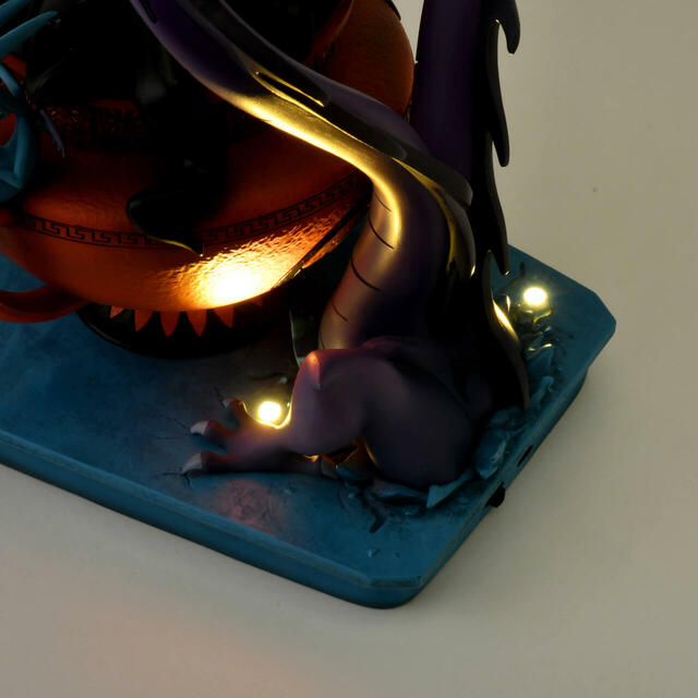 ヘラクレス フィギュア ライトアップ Disney Villains 25,000円