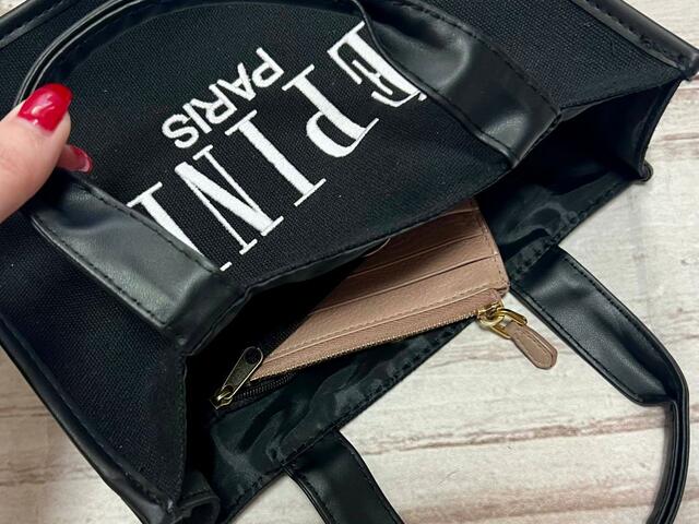 ミニ財布やフラグメントケースを入れるのにぴったり