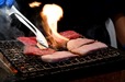 【Weekend Brunch Buffet】目の前で七輪を使って焼き上げる焼肉