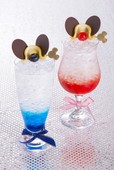 Tokyo Disney Resort 35th “Happiest Celebration! ”スペシャルドリンク～ミッキーマウス～／～ミニーマウス〜 1,240円｜東京ディズニーランドホテル「ドリーマーズ・ラウンジ」