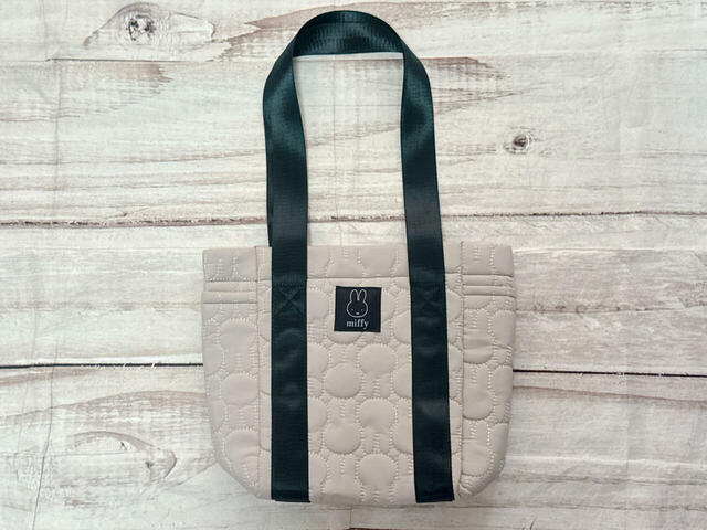 レディース　トートバッグ（miffy）／税込1,969円