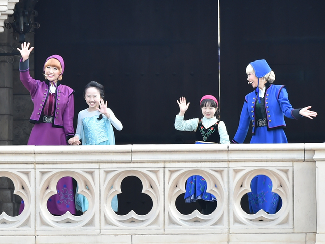 アナとエルサのウィンターグリーティング