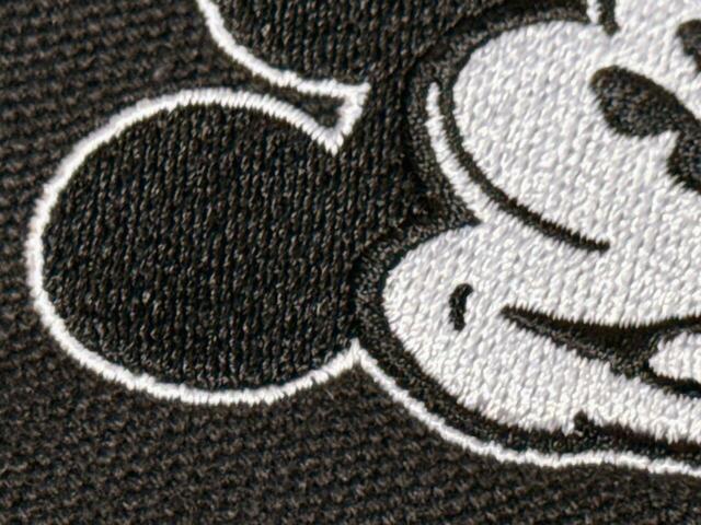 刺繍は美しくクオリティGood!高級感たっぷりです