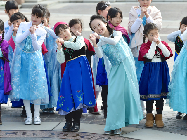 アナとエルサのウィンターグリーティング