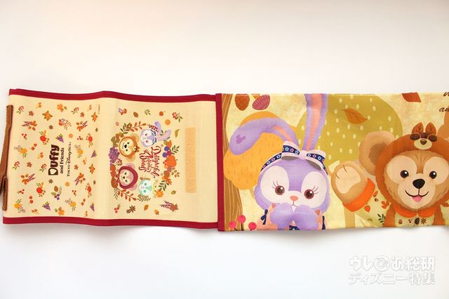 「ダッフィーたちの秋のぼうけん」レジャーシート