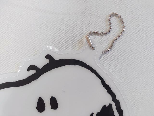 ボールチェーンつき