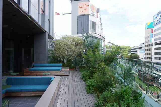 【OMO5熊本】凸凹（でこぼこ）テラス