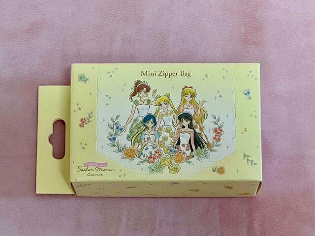【3COINS×セーラームーン】ジップバッグミニ（A)／税込330円