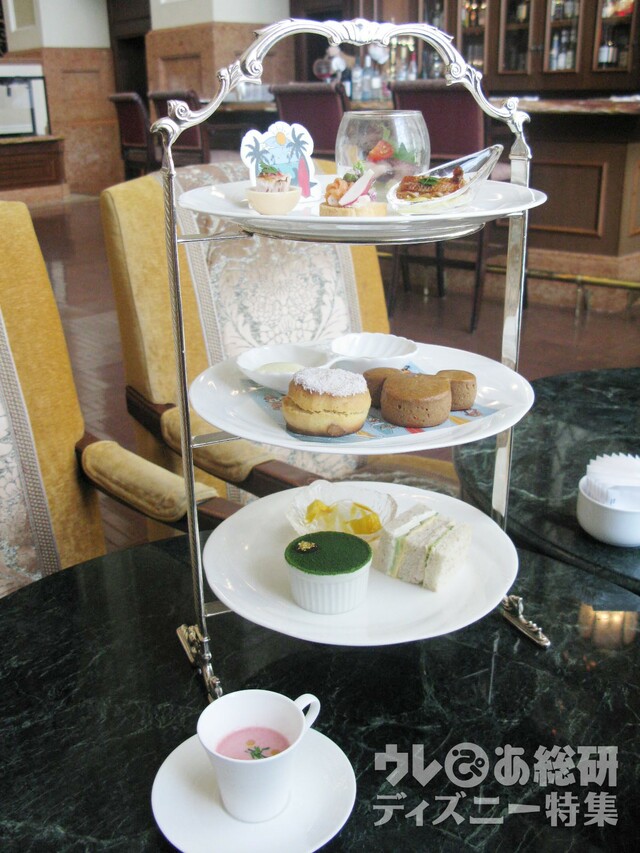 【ドリーマーズ・ラウンジ 東京ディズニーランドホテル・サマーダイニング アフタヌーンティーセット】