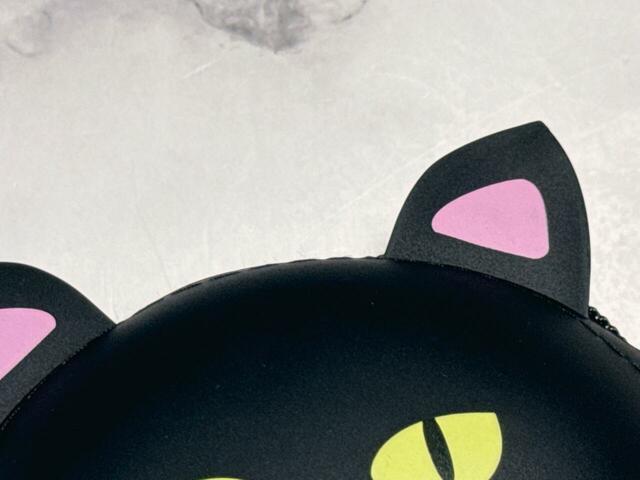 素材はシリコン