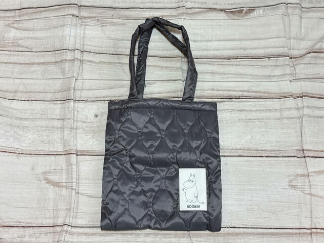 キャラクターデザインでも大人っぽい印象の高級感のあるキルティングバッグ!