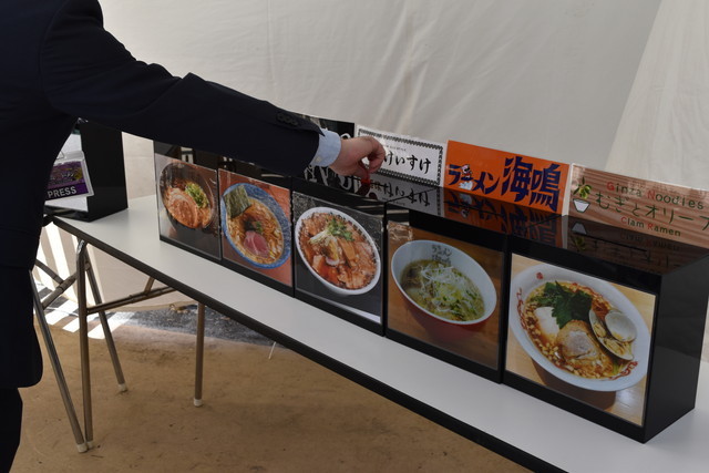 「つけ麺VSラーメン」で“肉麺”実食！／食べたあとは投票しましょう