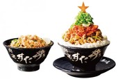 左：すた丼(並)／右：爆弾すた丼がっツリー盛り